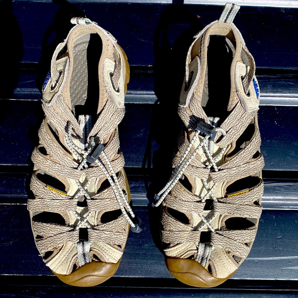 Keen whisper sandals, women size 7, gently used